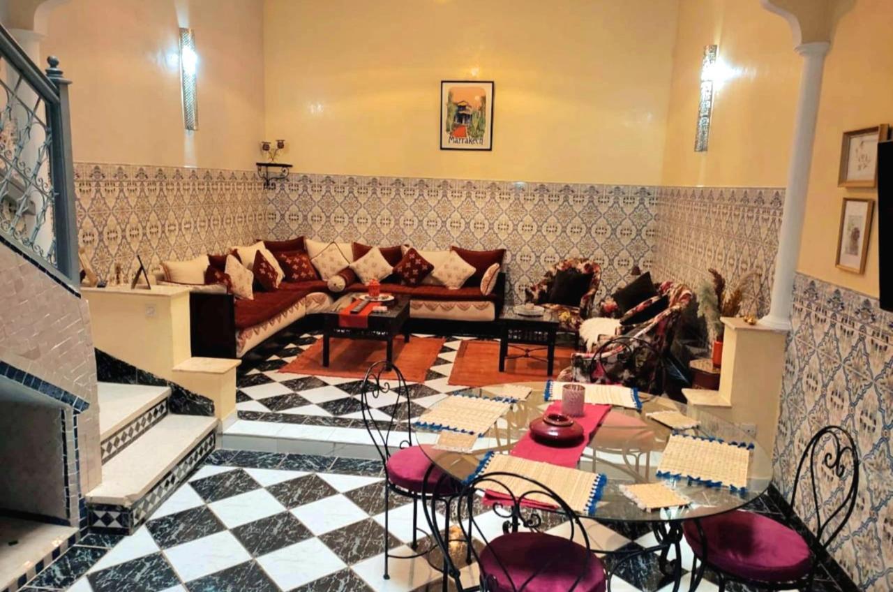 Tres Beau Riad A Marrakech Avec Piscines Маракеш Екстериор снимка